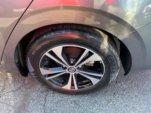 Gun Metallic 2021 Nissan Sentra SV