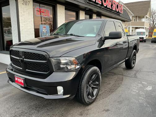 2017 RAM 1500 Express