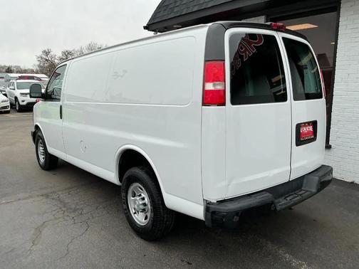 2017 Chevrolet Express 2500 Work Van