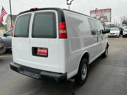 2017 Chevrolet Express 2500 Work Van