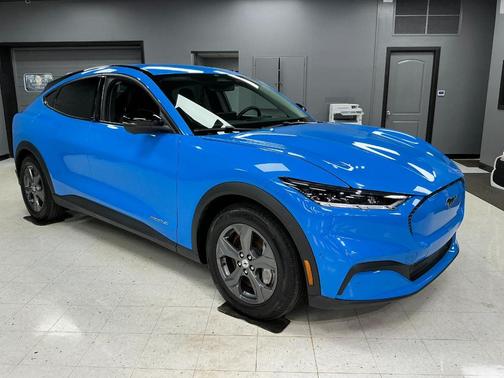 2023 Ford Mustang Mach-E Select