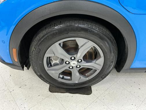 2023 Ford Mustang Mach-E Select