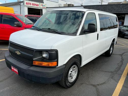 2015 Chevrolet Express 2500 LS