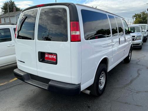 2015 Chevrolet Express 2500 LS
