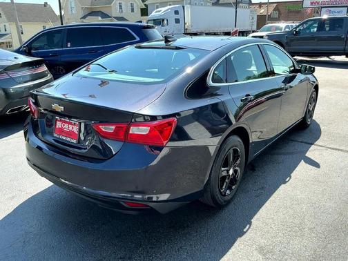 2022 Chevrolet Malibu 1LS