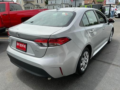 Classic Silver Metallic 2024 Toyota Corolla LE