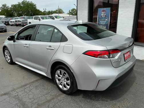 Classic Silver Metallic 2024 Toyota Corolla LE