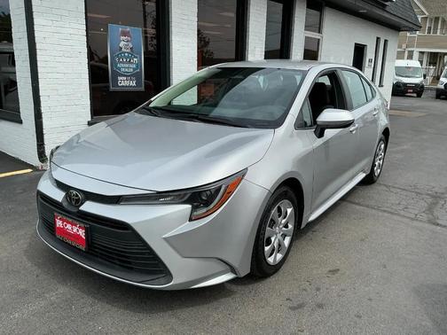 Classic Silver Metallic 2024 Toyota Corolla LE