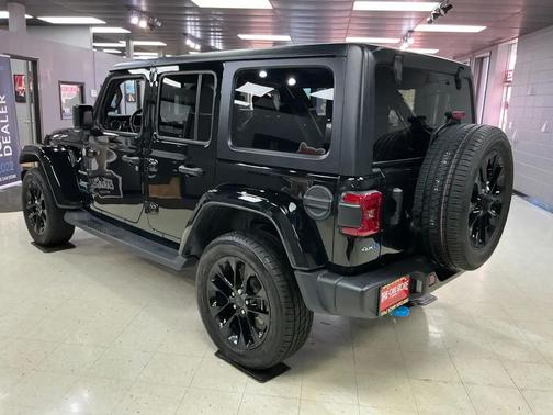 2022 Jeep Wrangler Unlimited 4xe Sahara