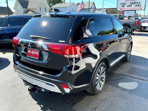 2020 Mitsubishi Outlander ES