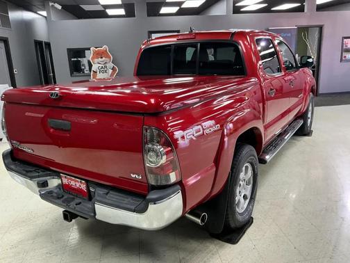 2015 Toyota Tacoma Base