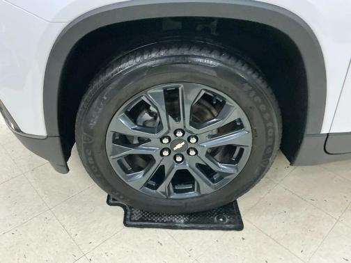 Summit White 2020 Chevrolet Traverse RS