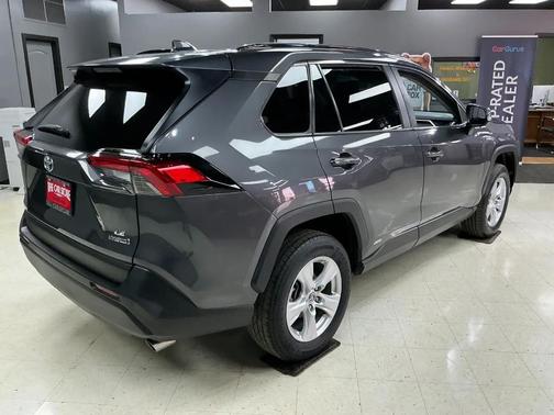 2019 Toyota RAV4 Hybrid LE