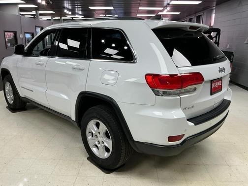 2016 Jeep Grand Cherokee Laredo