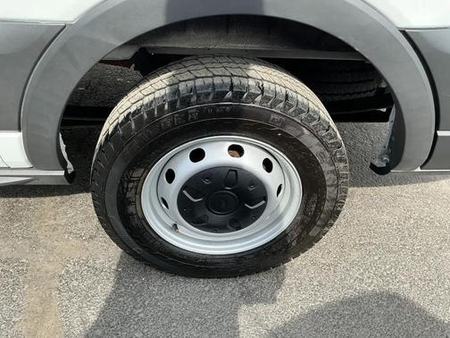 Oxford White 2020 Ford Transit-150 Base