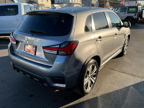 2020 Mitsubishi Outlander Sport SE