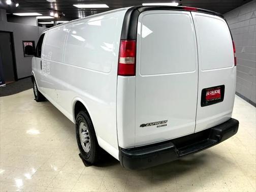 2015 Chevrolet Express 3500 Work Van