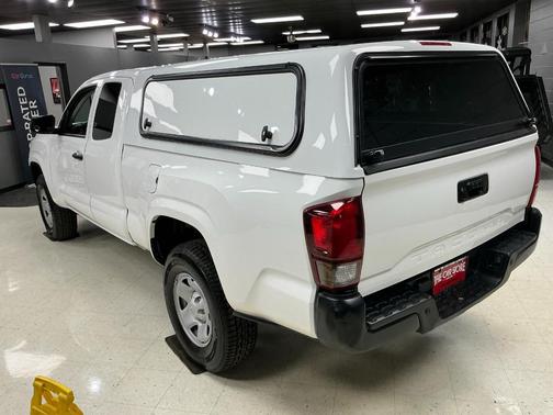 2023 Toyota Tacoma SR