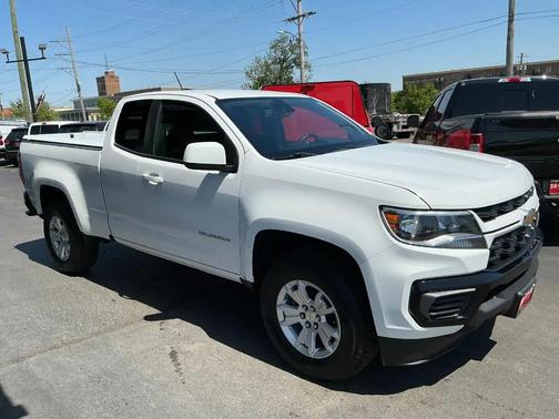 Summit White 2021 Chevrolet Colorado LT