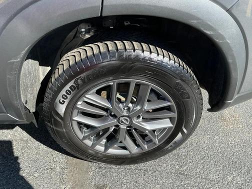 Gun Metallic 2023 Nissan Rogue S