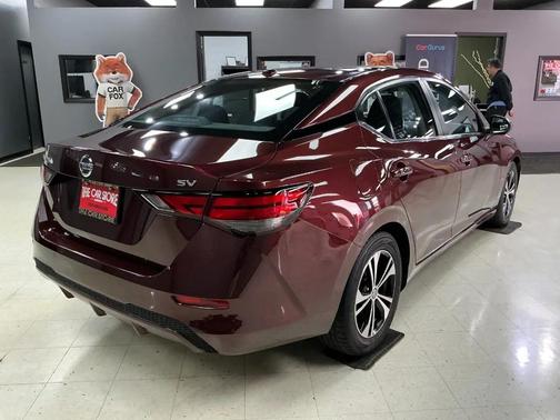 Maroon 2022 Nissan Sentra SV