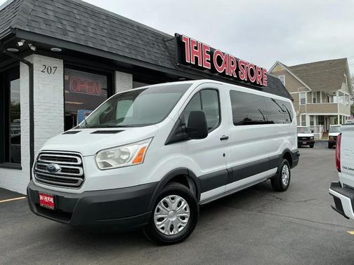 Oxford White 2015 Ford Transit-350 XLT