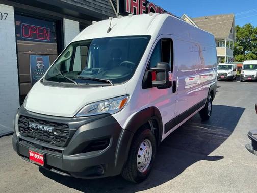 Bright White Clearcoat 2023 RAM ProMaster 2500 High Roof