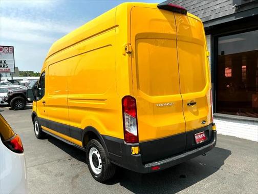 2021 Ford Transit-250 Base