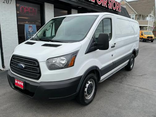 Oxford White 2018 Ford Transit-150 Base