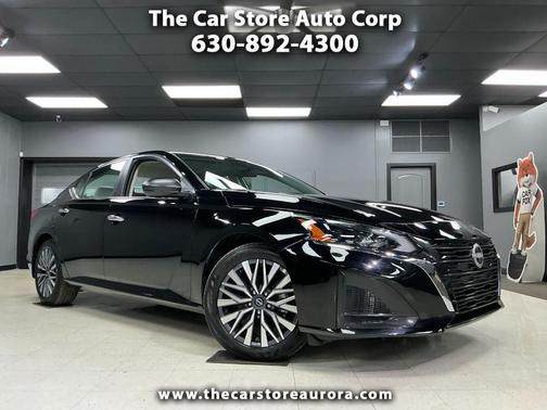 2025 Nissan Altima SV FWD