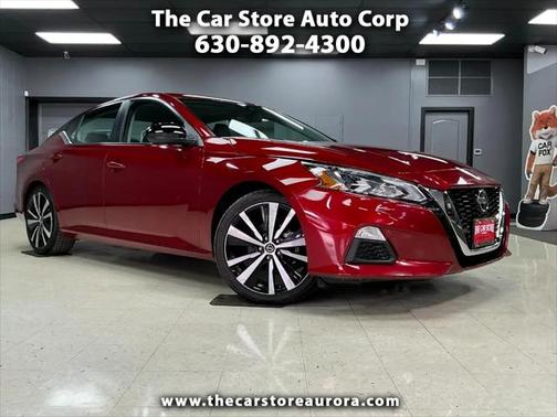2022 Nissan Altima SR FWD