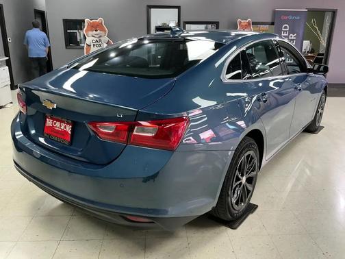 Lakeshore Blue Metallic 2025 Chevrolet Malibu FWD 1LT