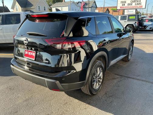 2024 Nissan Rogue S