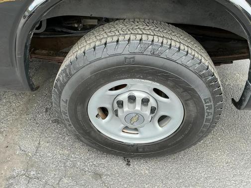 Black 2013 Chevrolet Express 2500 LT