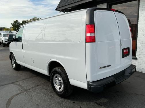 2021 Chevrolet Express 3500 RWD 3500 Regular Wheelbase WT