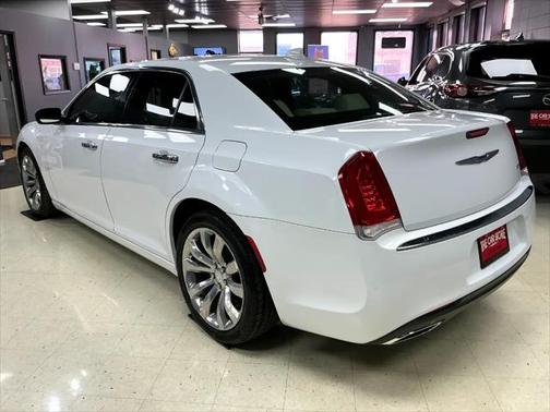 2018 Chrysler 300 Limited
