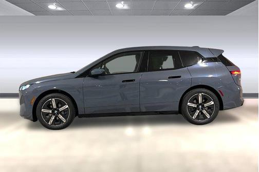2026 BMW iX xDrive45