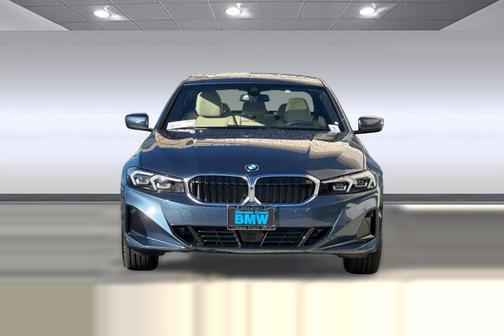 Arctic Race Blue Metallic 2026 BMW 330 330i