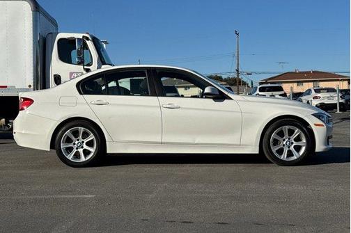 White 2013 BMW 328 xDrive