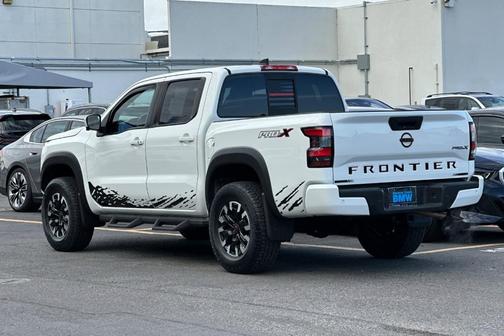 2022 Nissan Frontier PRO-X