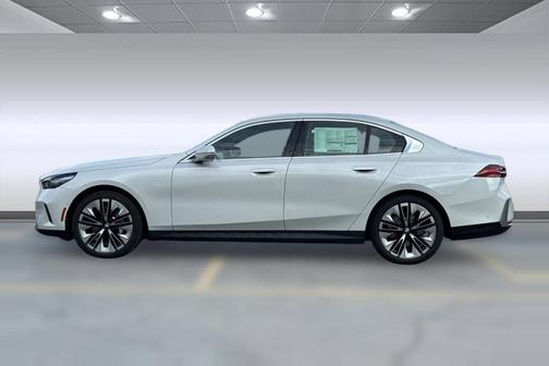 2026 BMW 530 i xDrive