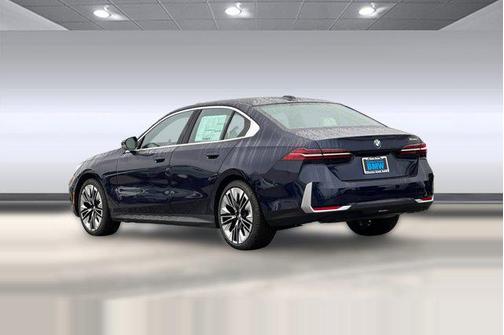2026 BMW 530 i