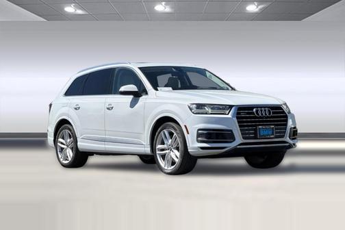 White 2017 Audi Q7 3.0T Prestige