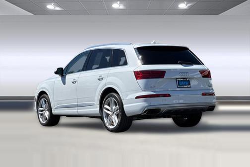 White 2017 Audi Q7 3.0T Prestige