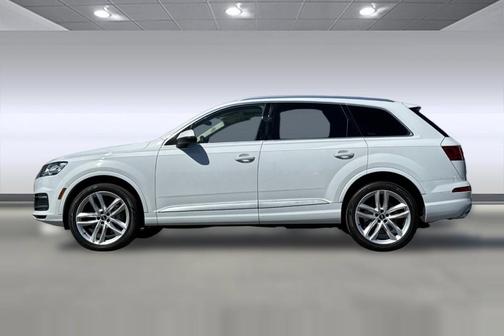 White 2017 Audi Q7 3.0T Prestige