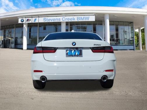 2025 BMW 330 i