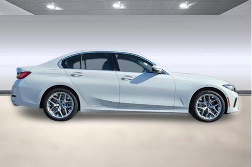 2025 BMW 330 i