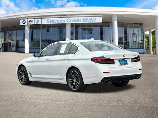 2023 BMW 530 i