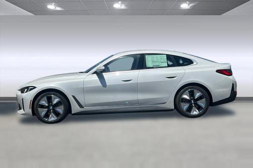 Mineral White Metallic 2026 BMW i4 Gran Coupe eDrive40