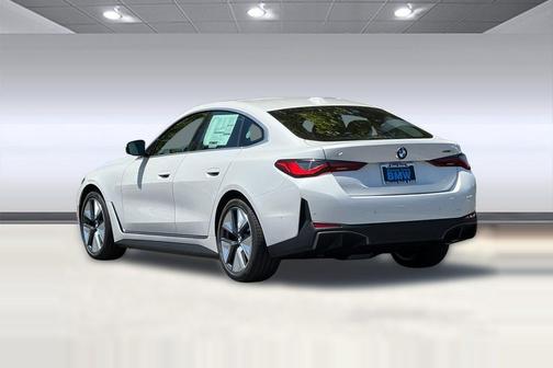Mineral White Metallic 2026 BMW i4 Gran Coupe eDrive40